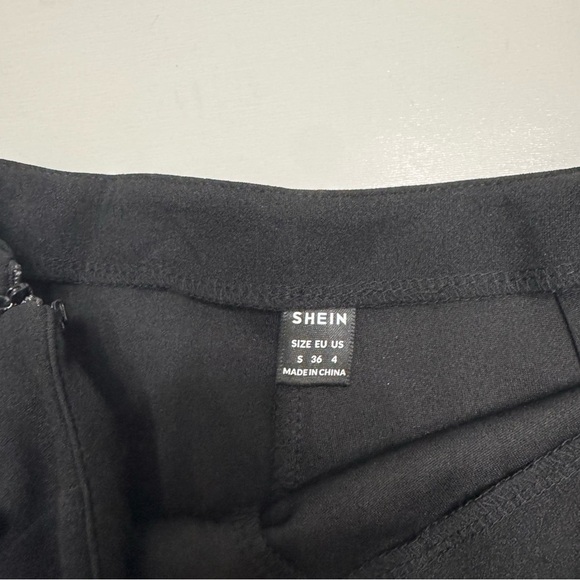 SHEIN solid button detail split skort black size small - Picture 7 of 12